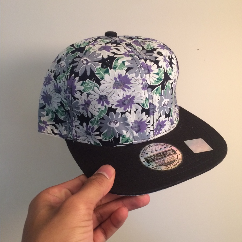 Headline floral pattern snapback hat